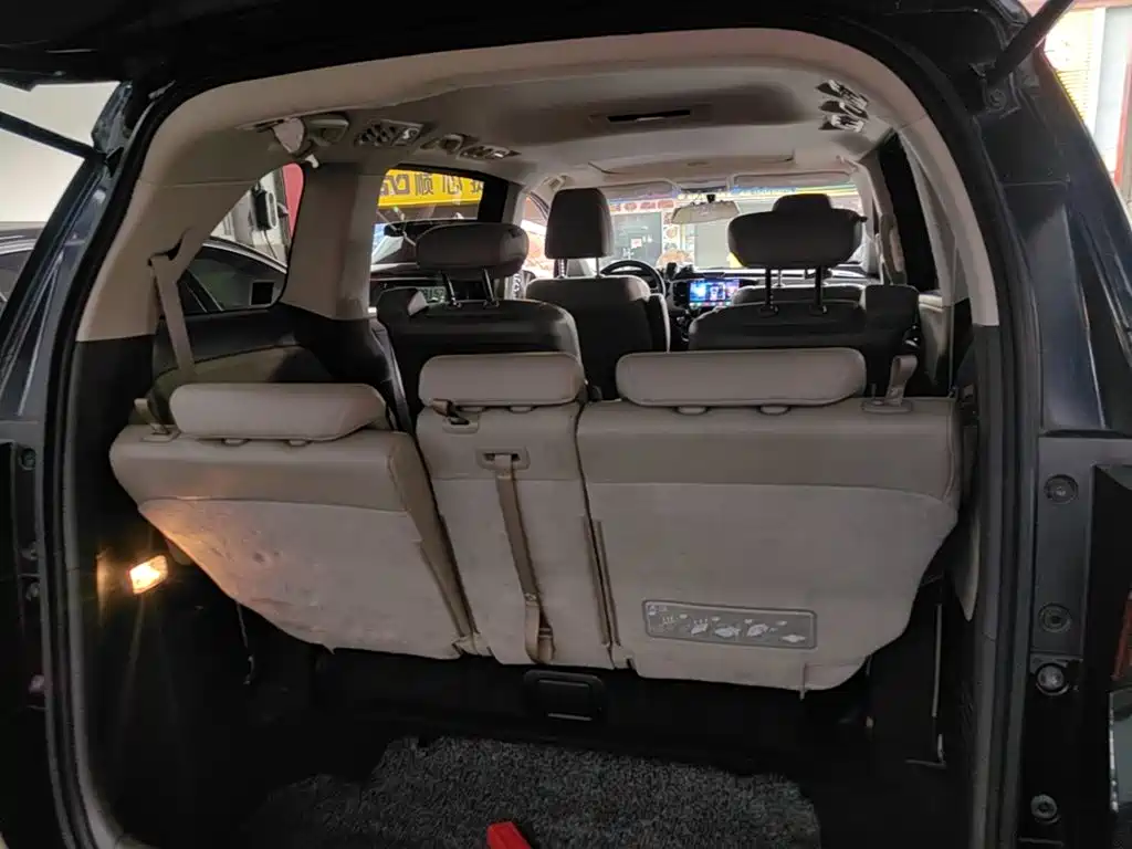 Honda Odyssey 2017 — фото 19
