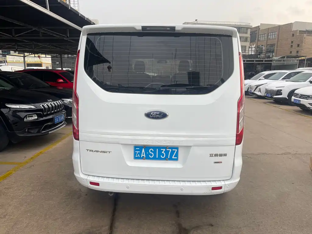 Ford Transit 2019 — фото 13