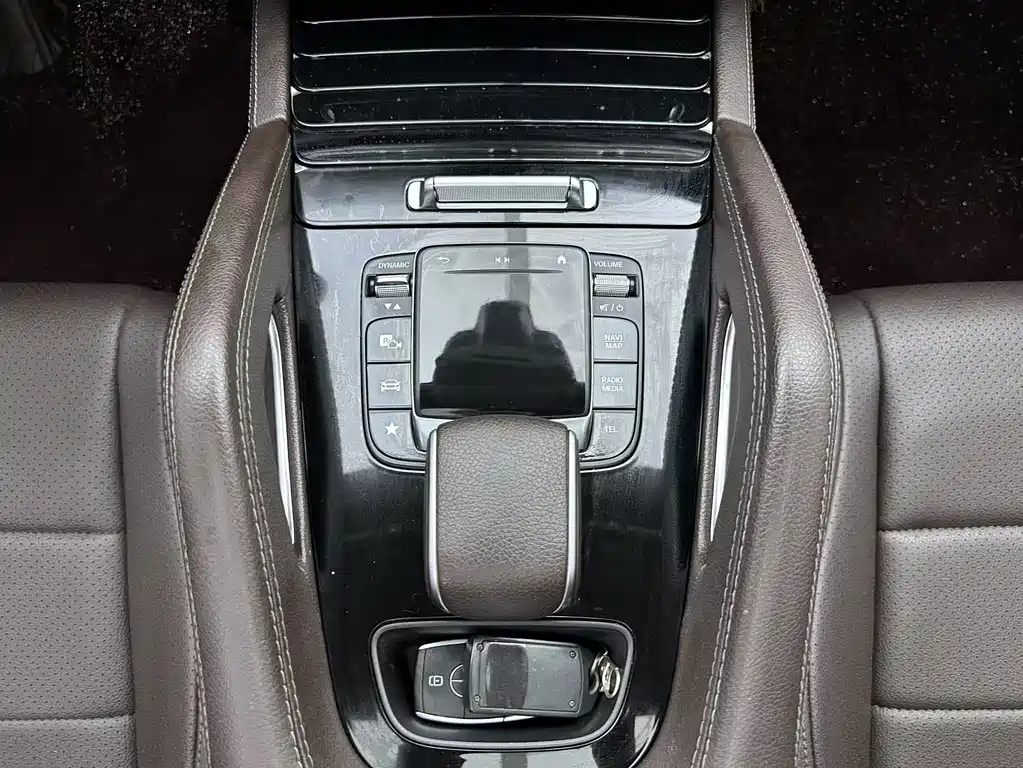 Mercedes-Benz GLE 2020 — фото 14