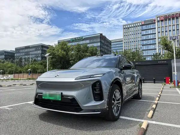 NIO ES6 2025