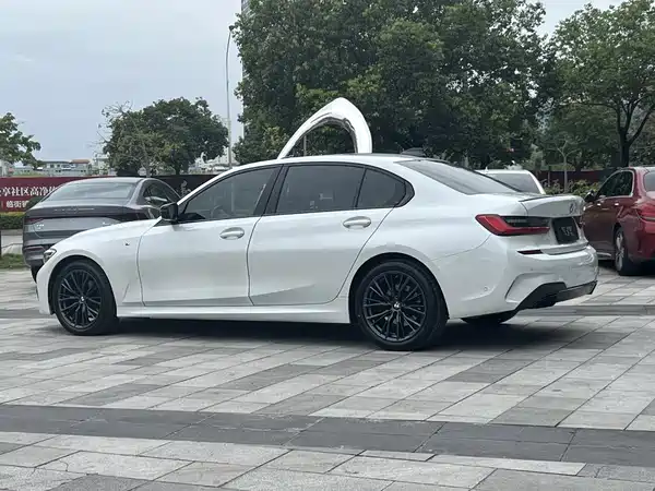 BMW 3 Series 2020