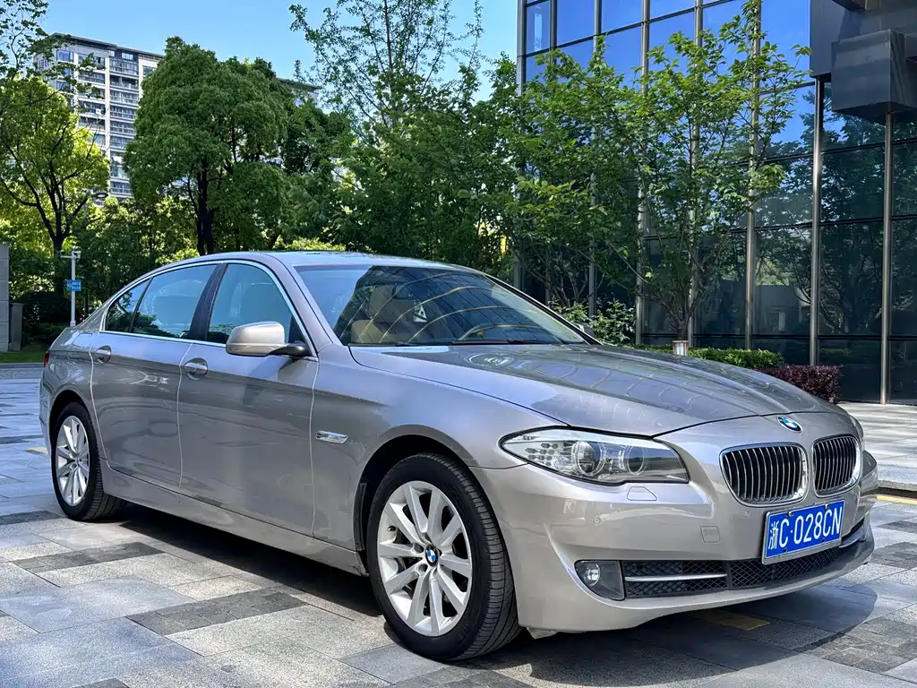 BMW 5 Series 2013 — фото 3