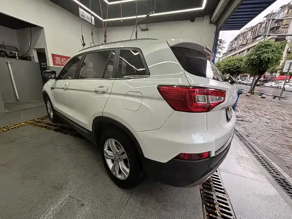 Changan CS75 2016