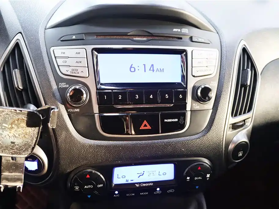 Hyundai ix35 2013 — фото 17