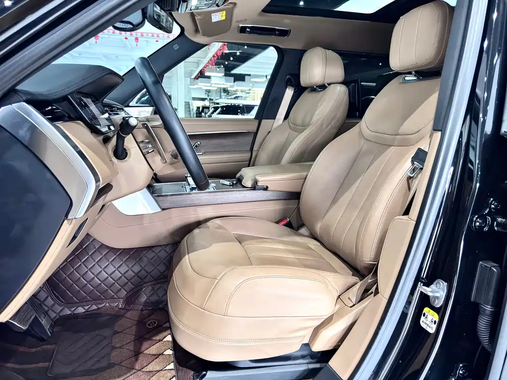 Land Rover Range Rover 2023 — фото 20