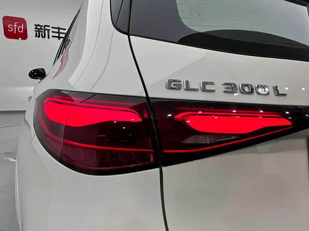 Mercedes-Benz GLC 2023 — фото 28