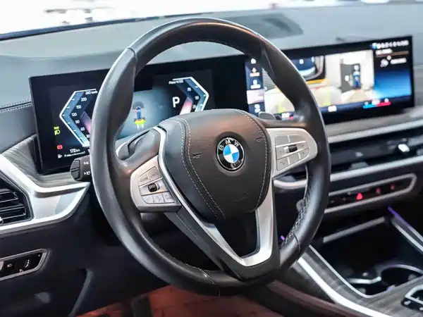 BMW X7 2023