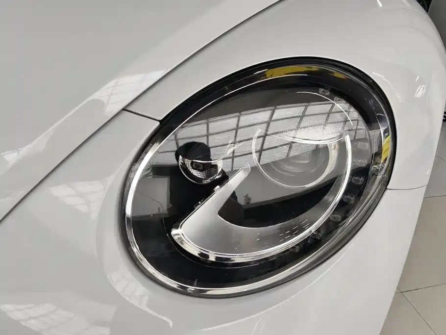 Volkswagen Beetle 2014