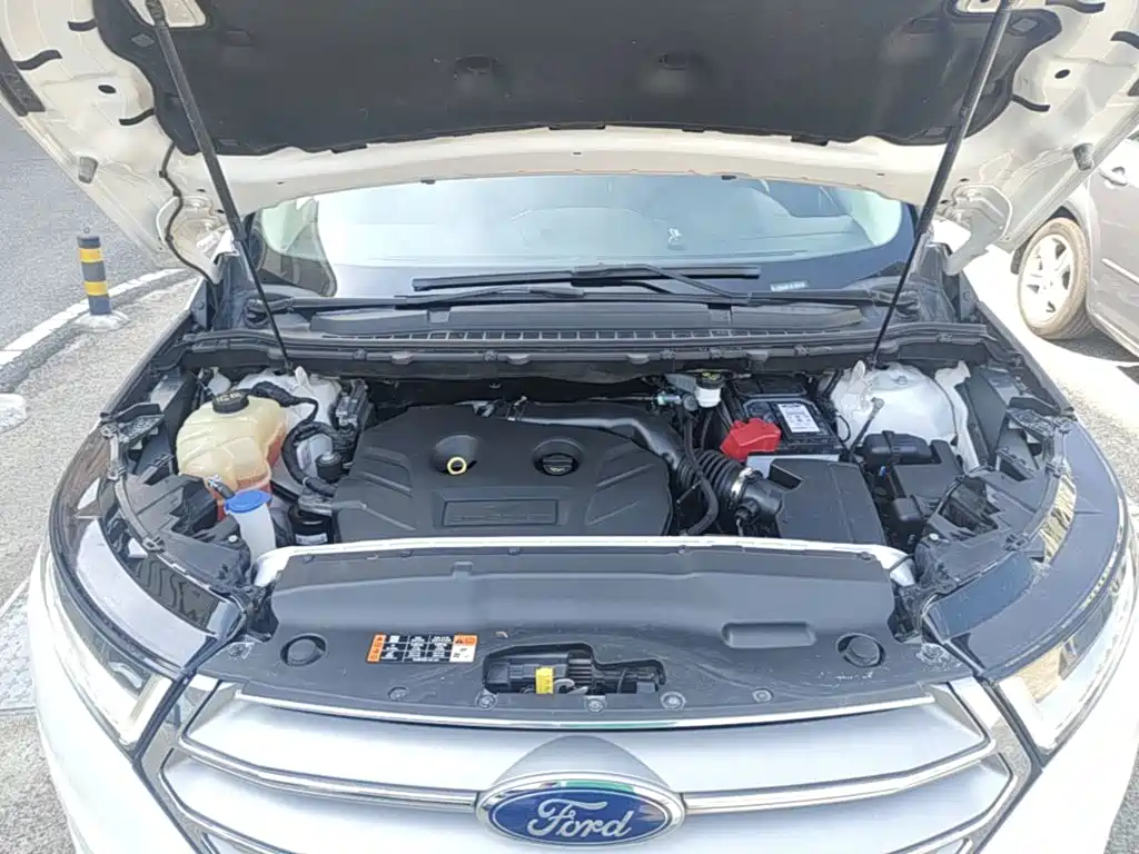 Ford Edge 2018 — фото 16