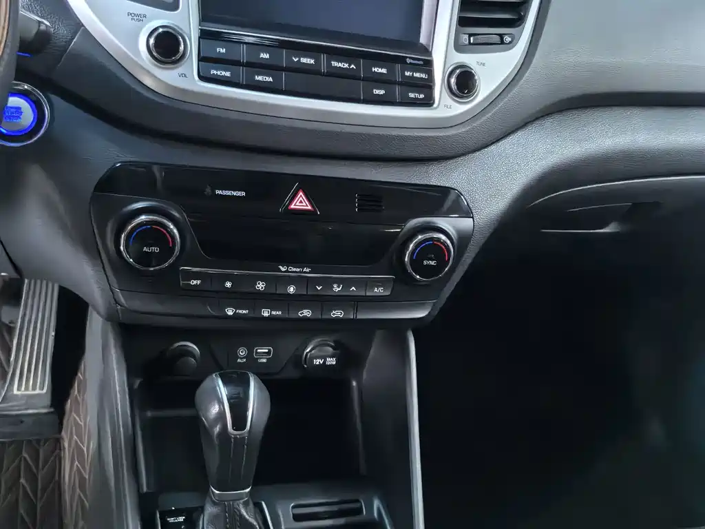 Hyundai Tucson 2018 — фото 10