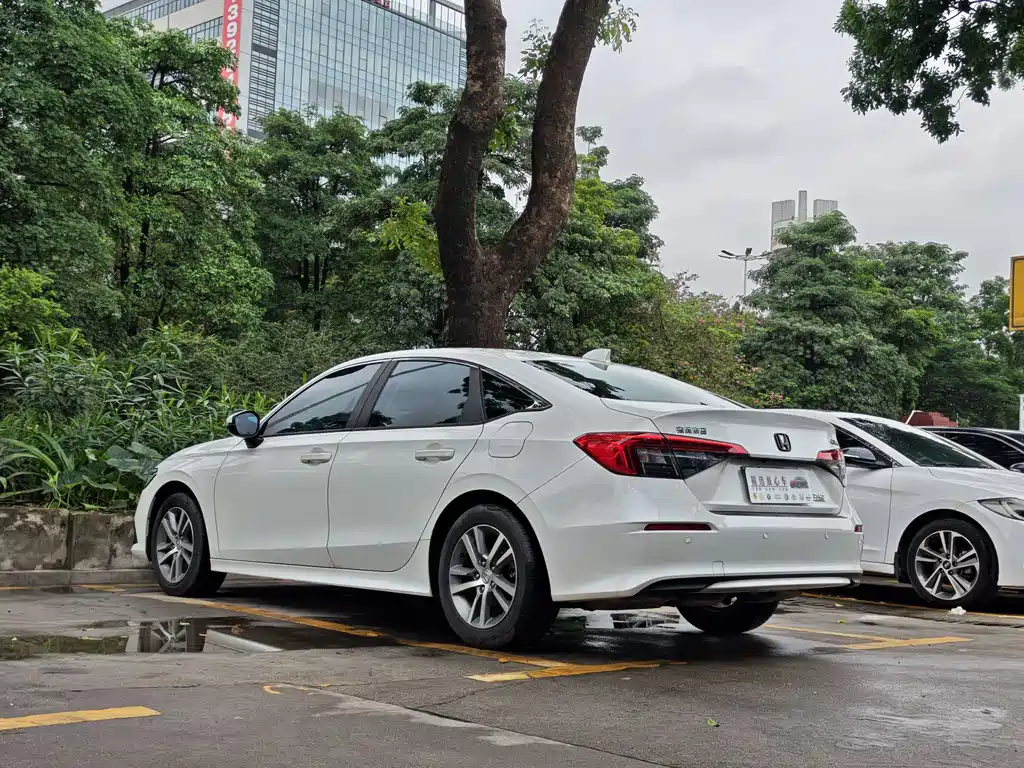 Honda Civic 2023 — фото 14