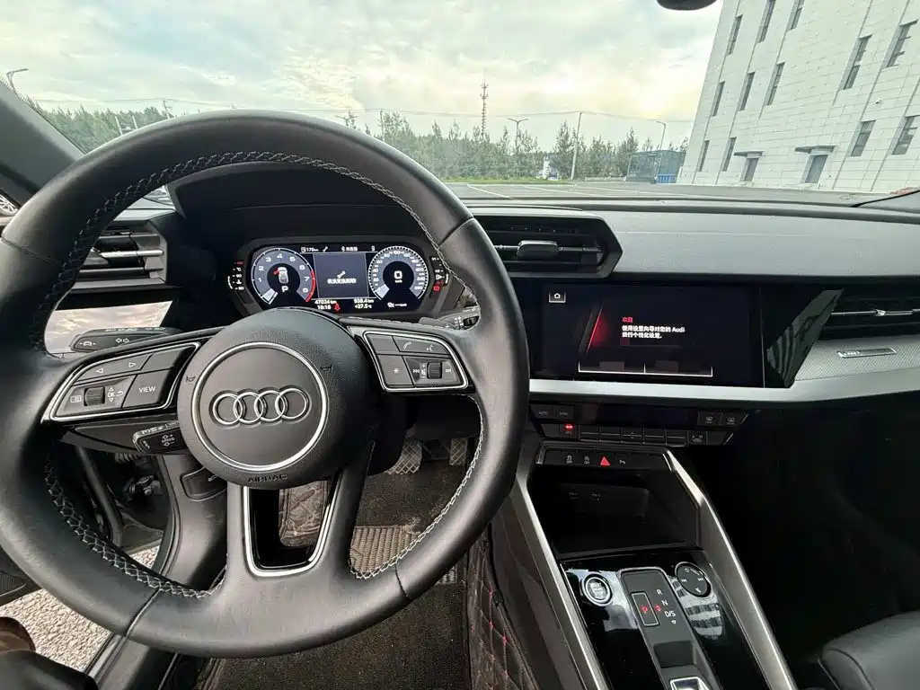 Audi A3 2022 — фото 9