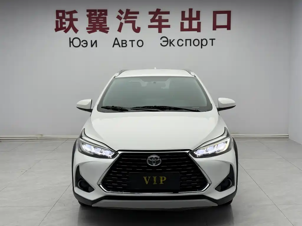 Toyota Yaris L 2021