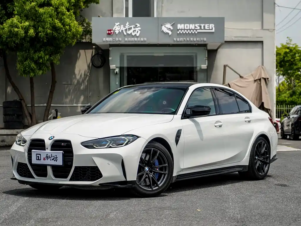 BMW M3 2023 — фото 1