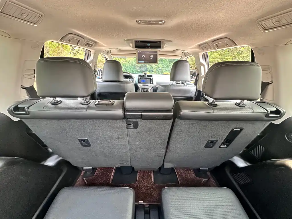 Toyota Prado 2018 — фото 15