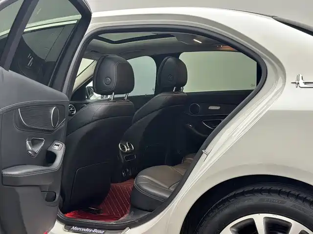 Mercedes-Benz C-Class 2020 — фото 14