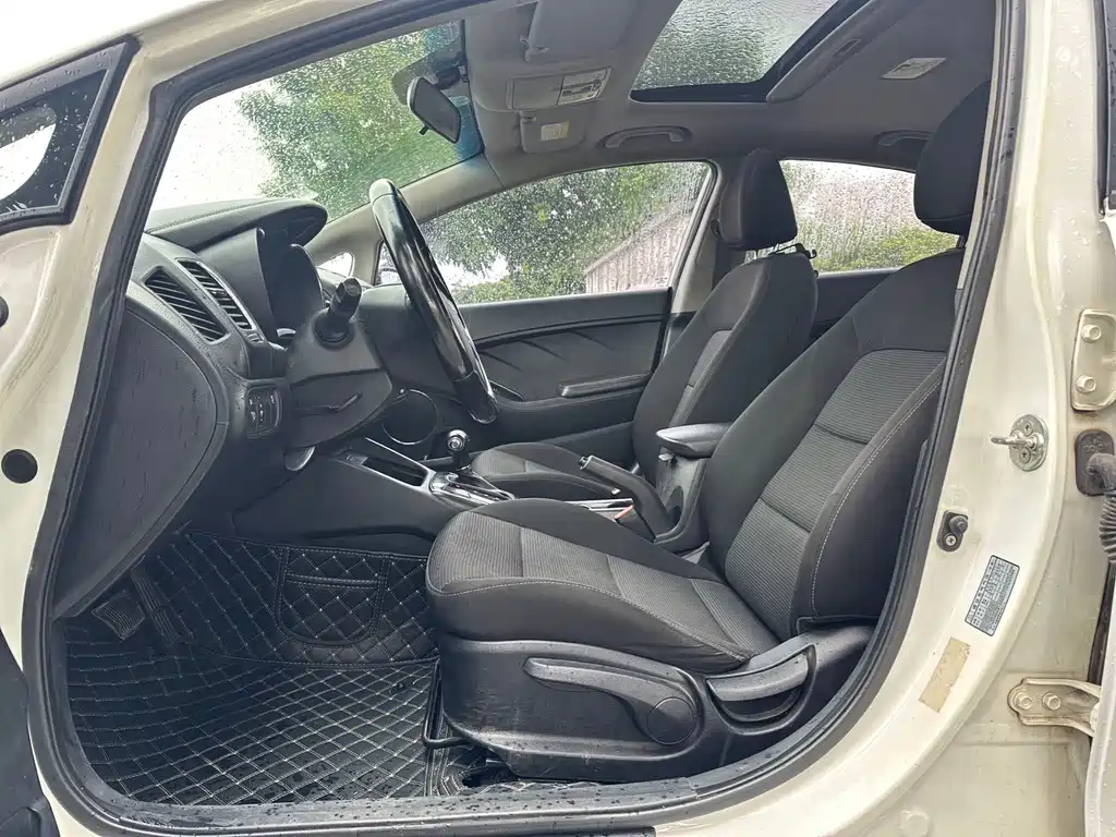 Kia K3 2016