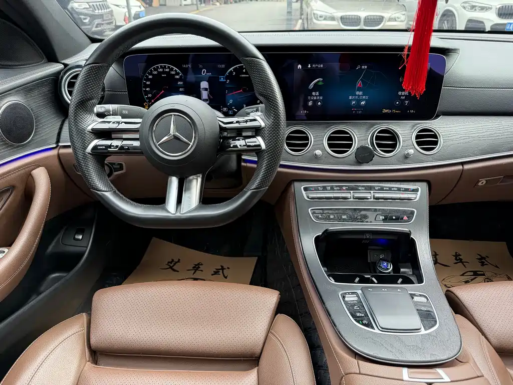 Mercedes-Benz E-Class 2022 — фото 10