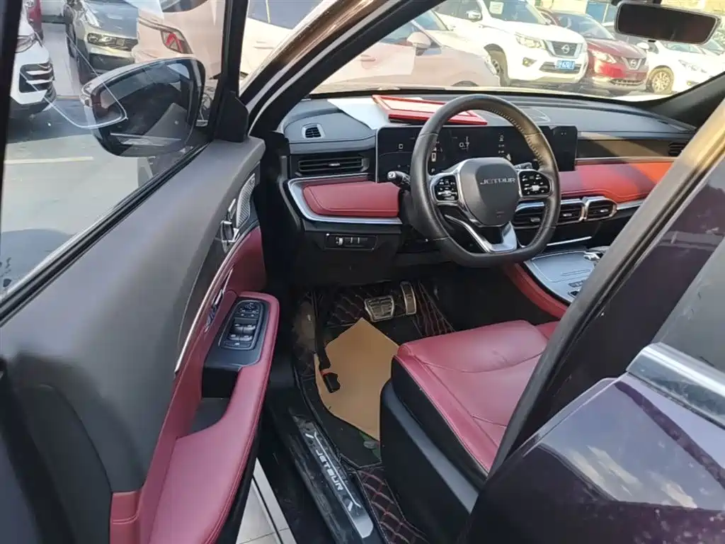 Jetour X70 PLUS 2022 — фото 16