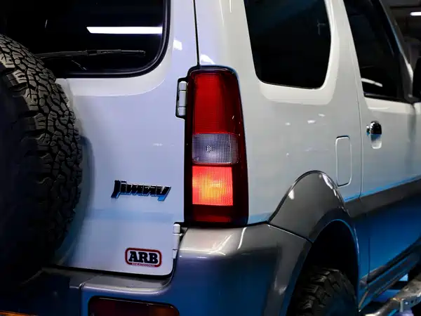 Suzuki Jimny 2015