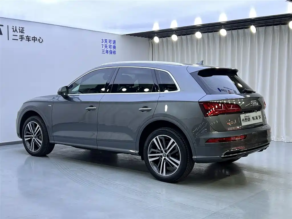 Audi Q5L 2021 — фото 4