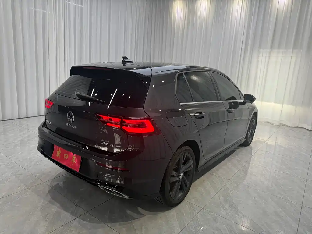 Volkswagen Golf 2024
