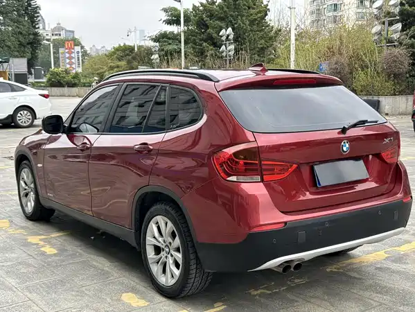 BMW X1 2011