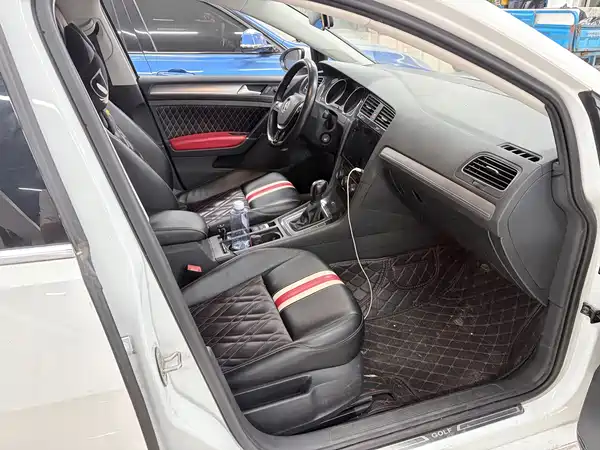 Volkswagen Golf 2020