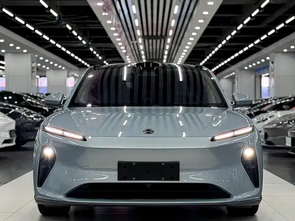 NIO ET5 2023