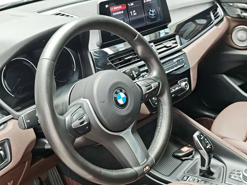 BMW X1 2022 — фото 16