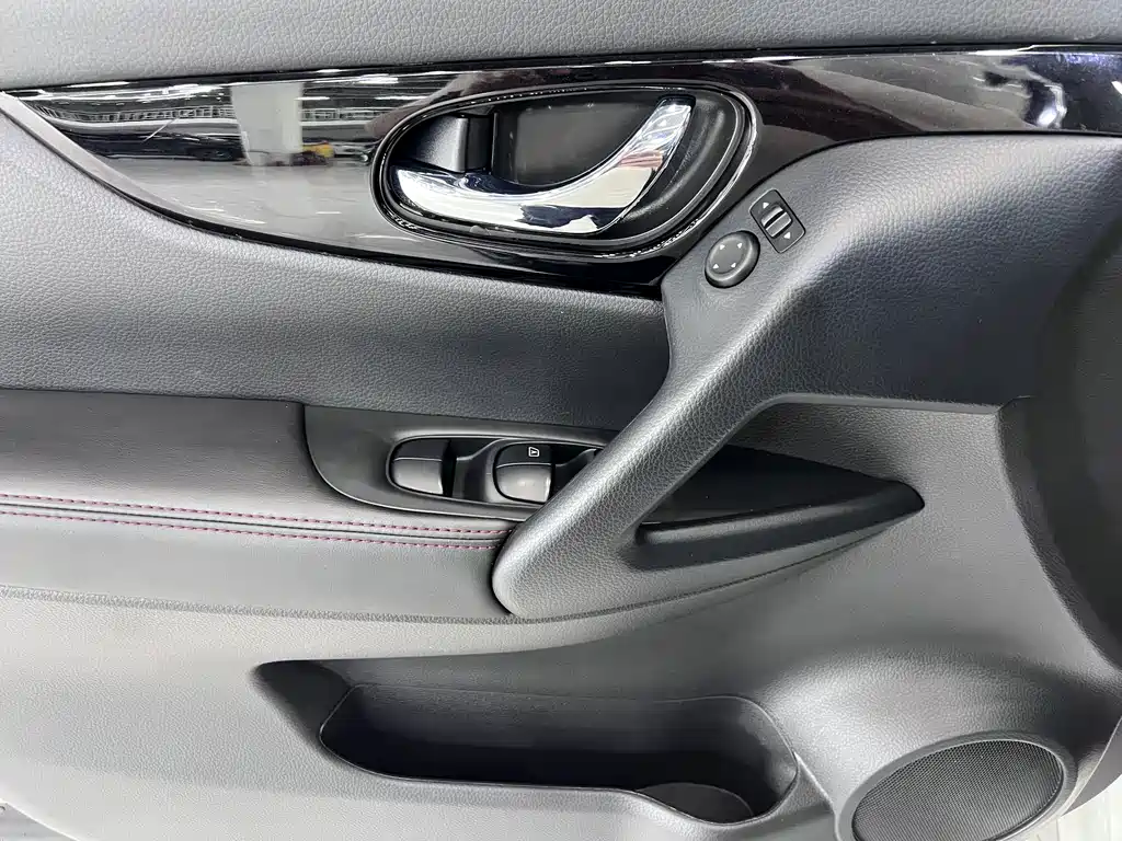 Nissan Qashqai 2023 — фото 8