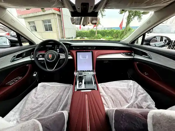 Hongqi H5 2026