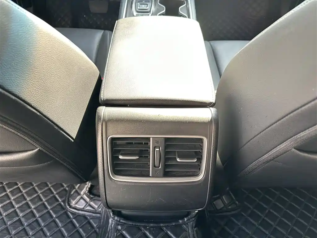 Honda Accord 2021 — фото 16