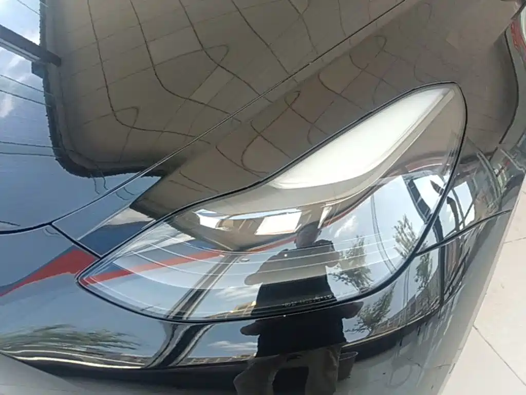 Tesla Model Y 2023 — фото 24