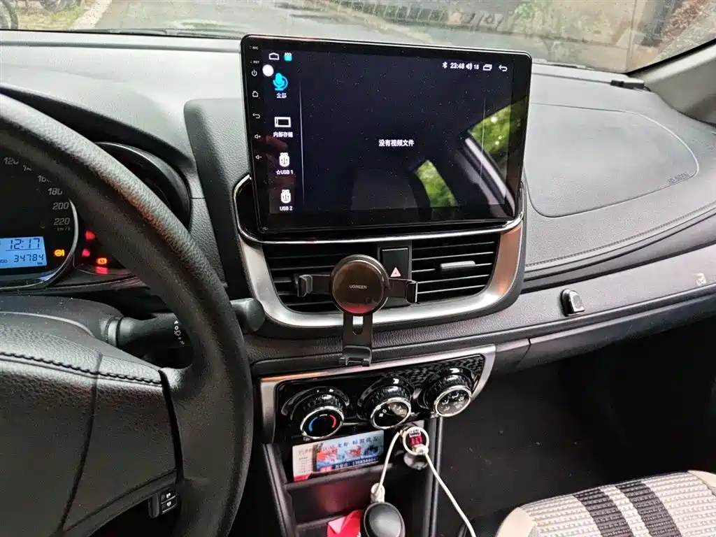 Toyota Yaris L 2021 — фото 9