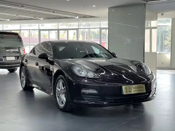 Porsche Panamera 2013