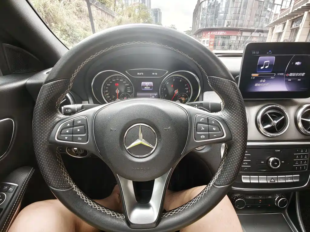 Mercedes-Benz CLA 2018 — фото 21