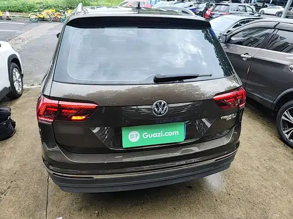 Volkswagen Tiguan L 2017