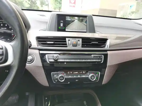 BMW X1 2019