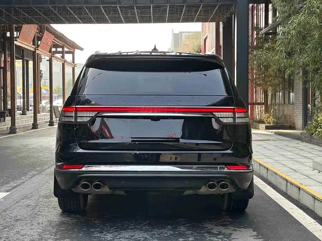 Lincoln Aviator 2022 — фото 10