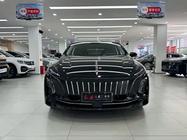 Hongqi E-QM5 2023