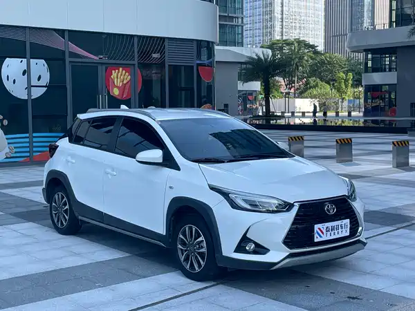 Toyota Yaris L 2022