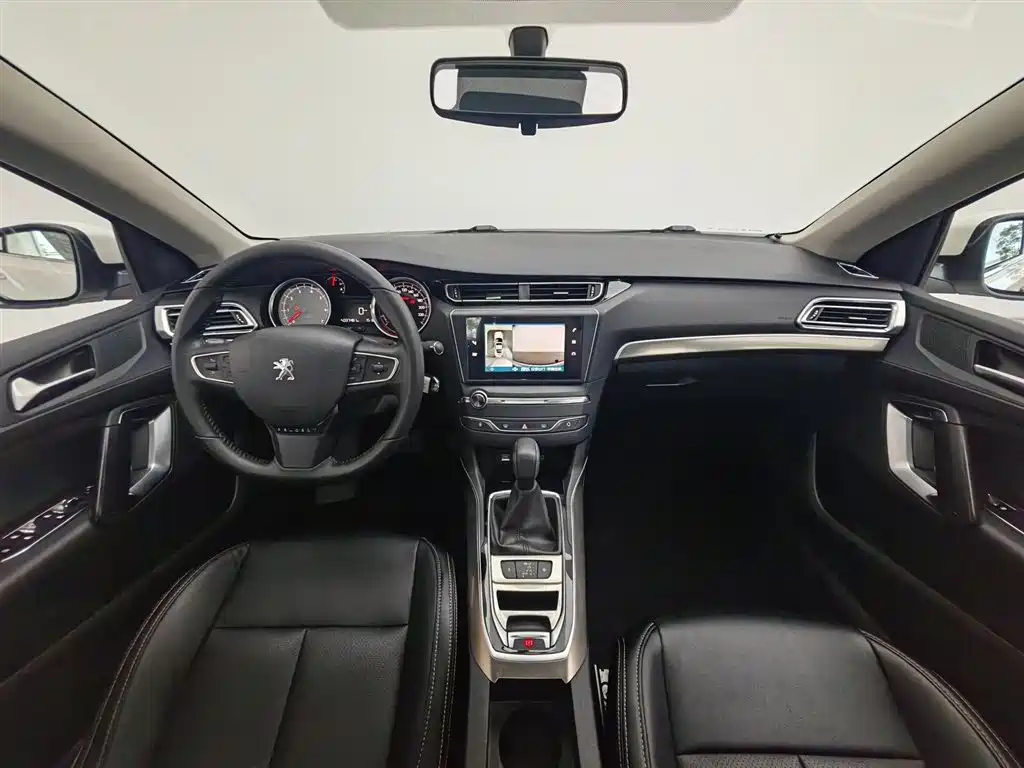 Peugeot 408 2017