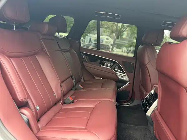 Land Rover Range Rover 2023