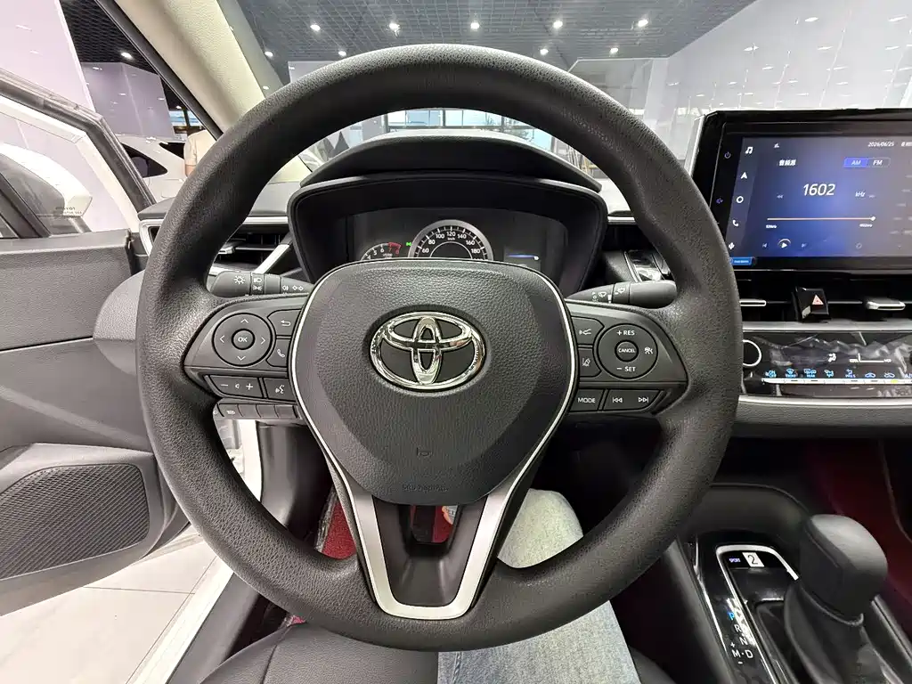 Toyota Corolla 2021 — фото 11