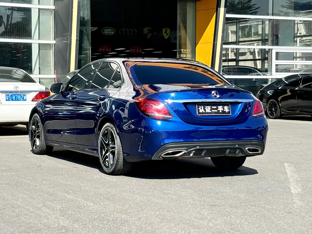 Mercedes-Benz C-Class 2021