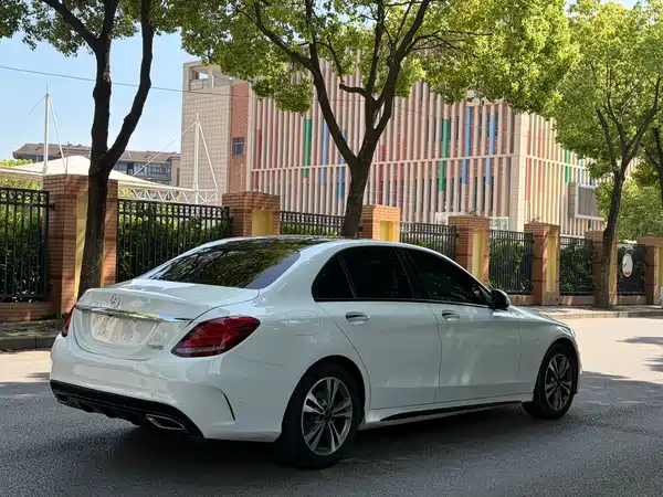 Mercedes-Benz C-Class 2015