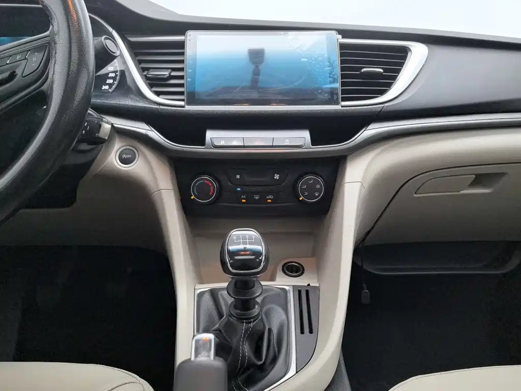Buick Excelle GT 2017 — фото 12