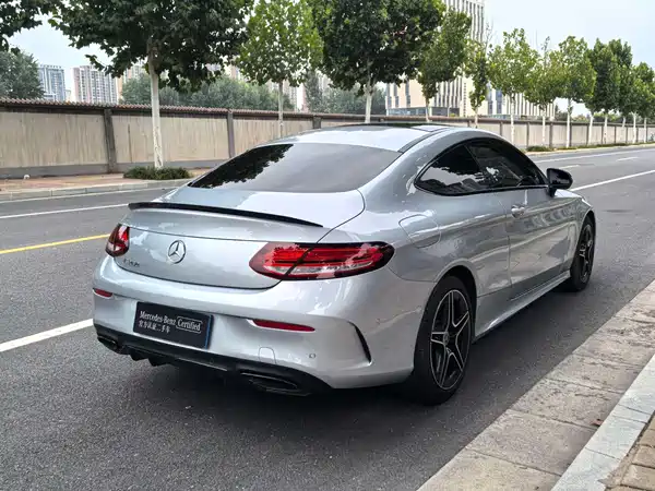 Mercedes-Benz C-Class 2022