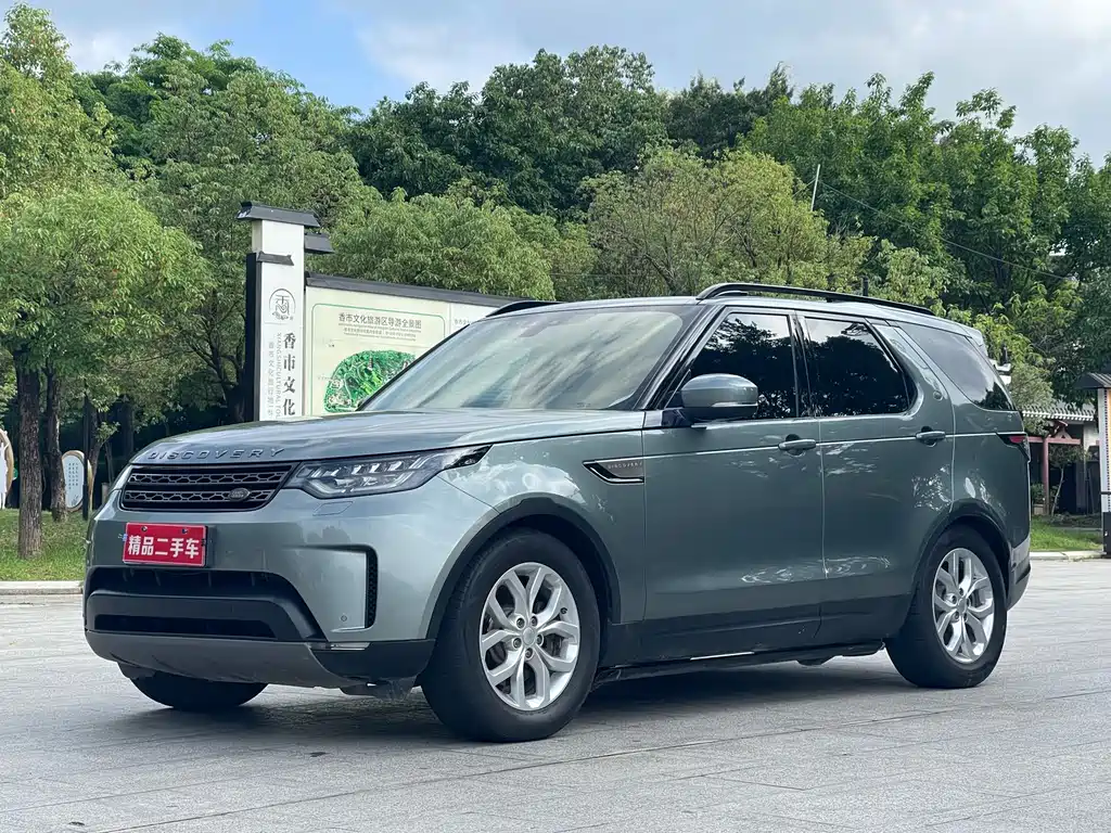 Land Rover Discovery 2018 — фото 1